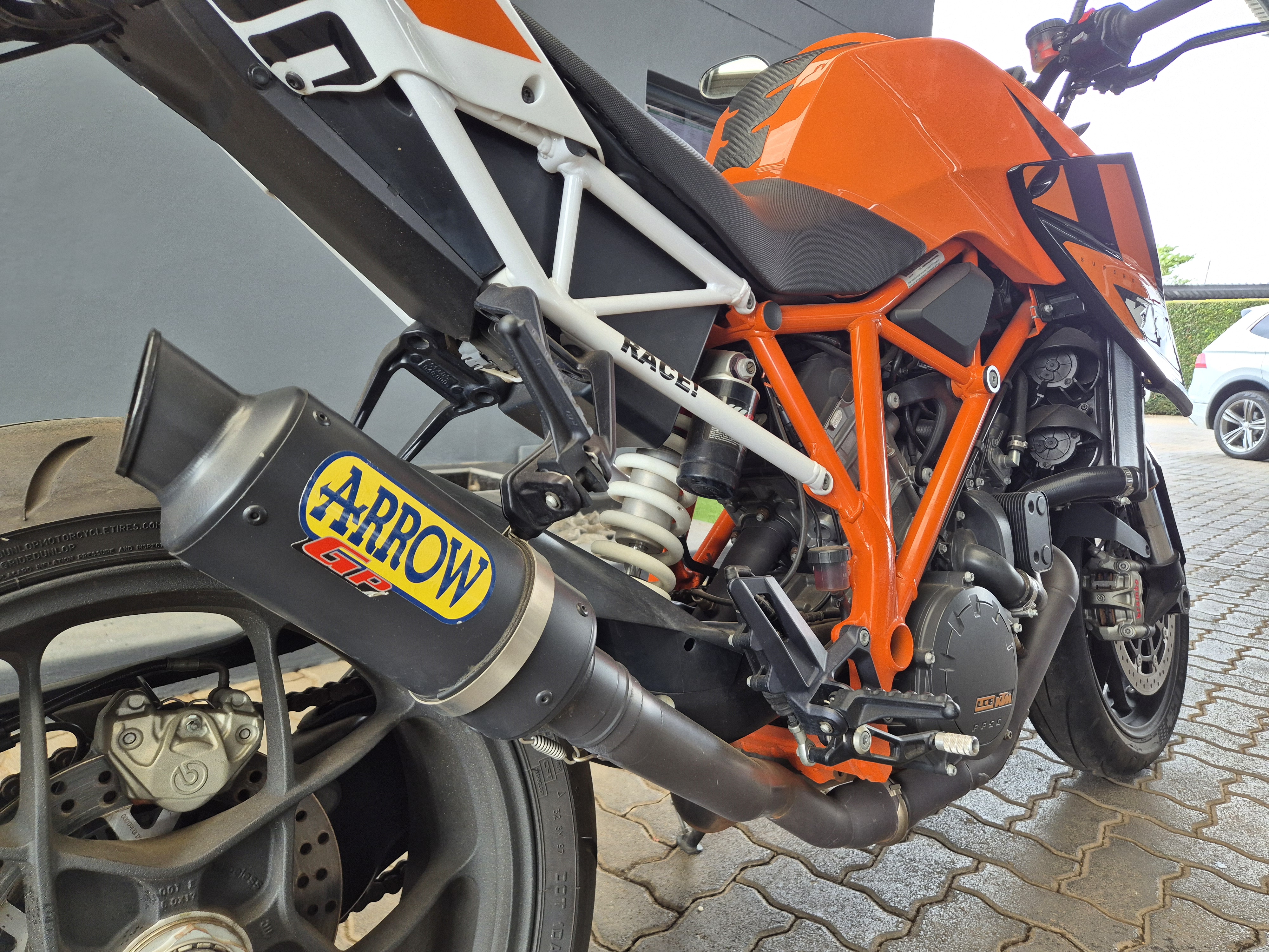 2014 KTM 1290 SUPER DUKE R for sale in Nationwide, photo 5